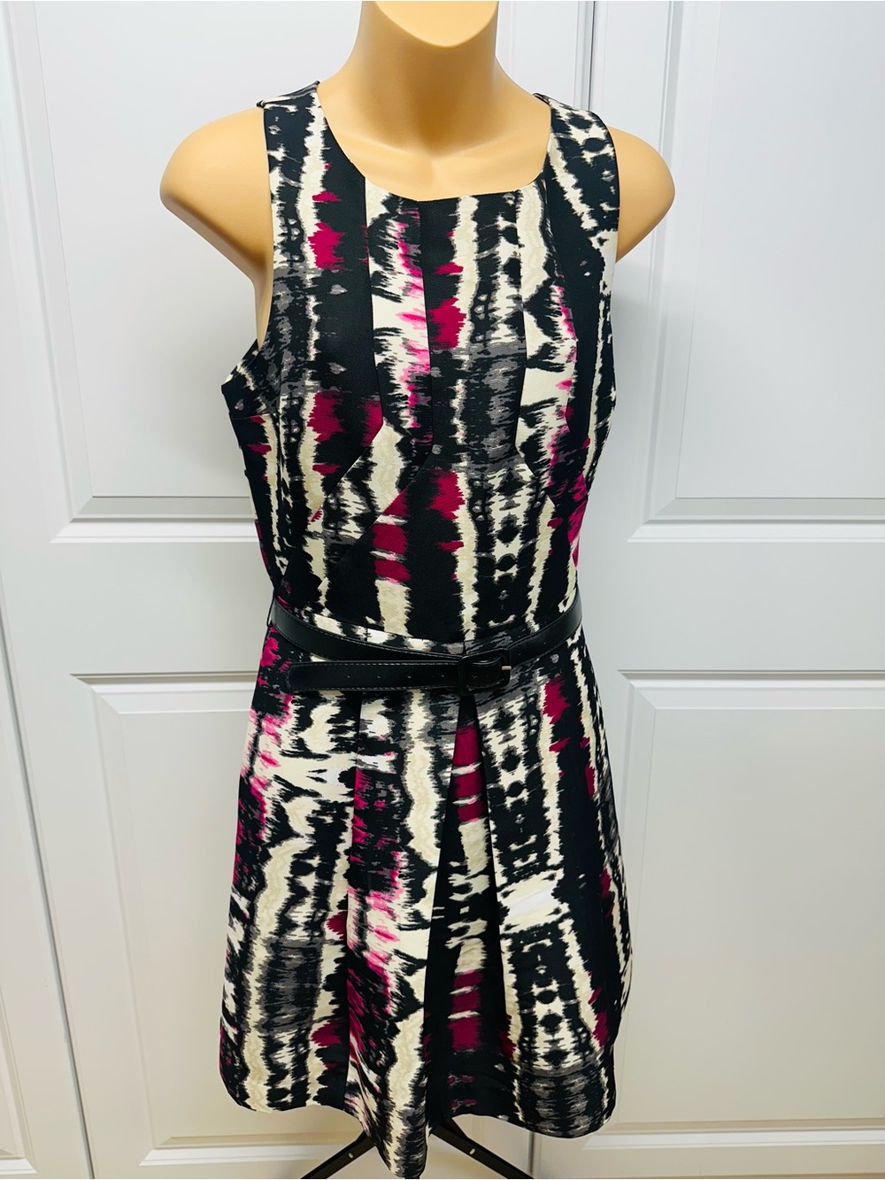Yoana Baraschi Abstract Ikat Pleated Belted Midi Dress Magenta Black Size 6